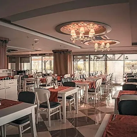 Adella Otel