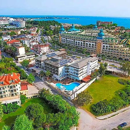 Adella 4*