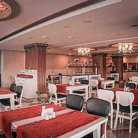 Adella Otel 4*